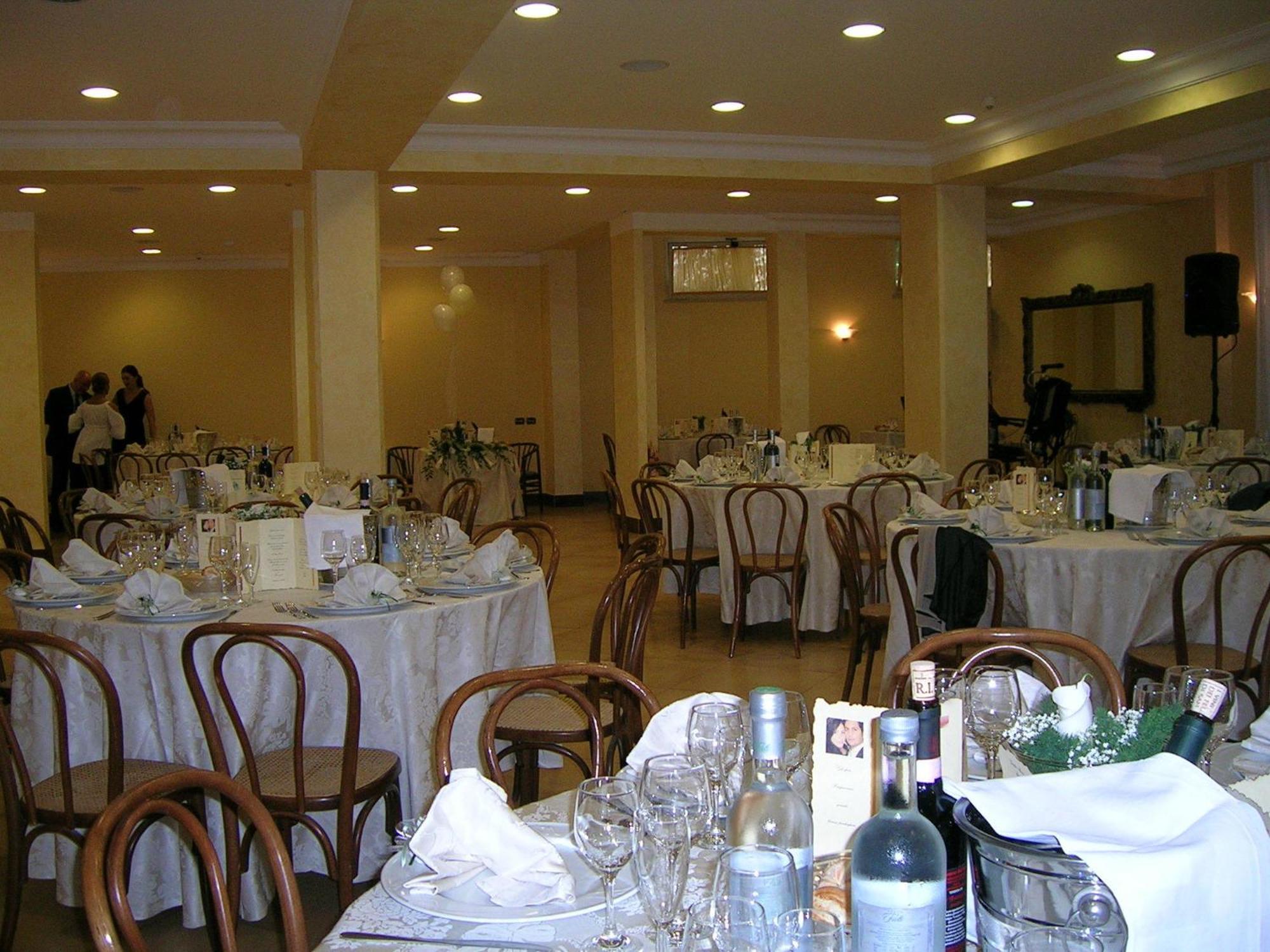Hotel Villa Laura Fiuggi Bagian luar foto