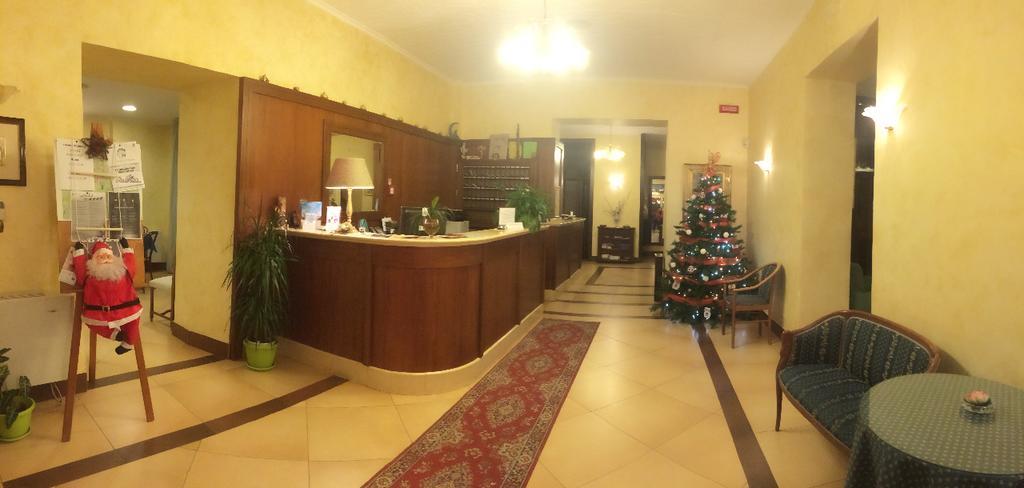 Hotel Villa Laura Fiuggi Bagian luar foto