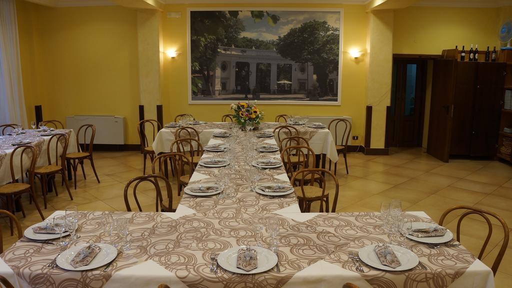 Hotel Villa Laura Fiuggi Bagian luar foto